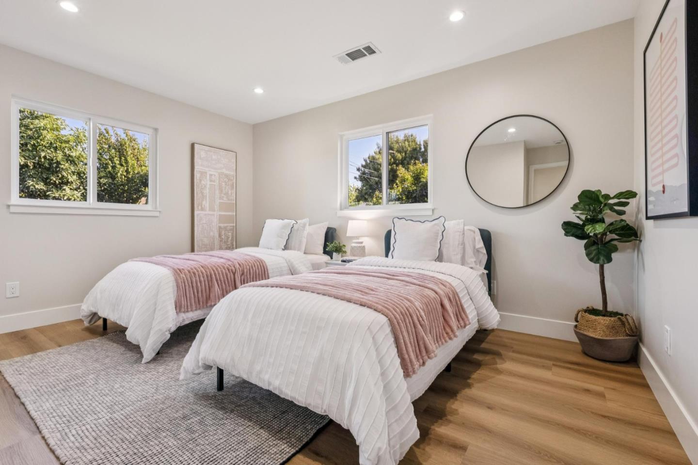 Detail Gallery Image 54 of 76 For 2009 Trinity St, San Mateo,  CA 94403 - 3 Beds | 2 Baths