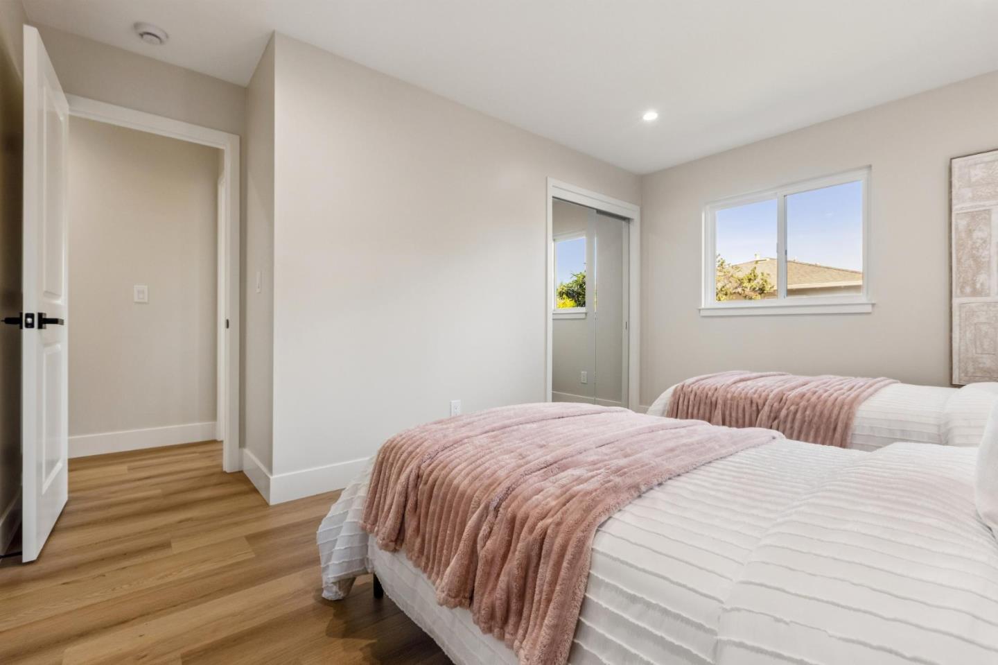 Detail Gallery Image 55 of 76 For 2009 Trinity St, San Mateo,  CA 94403 - 3 Beds | 2 Baths