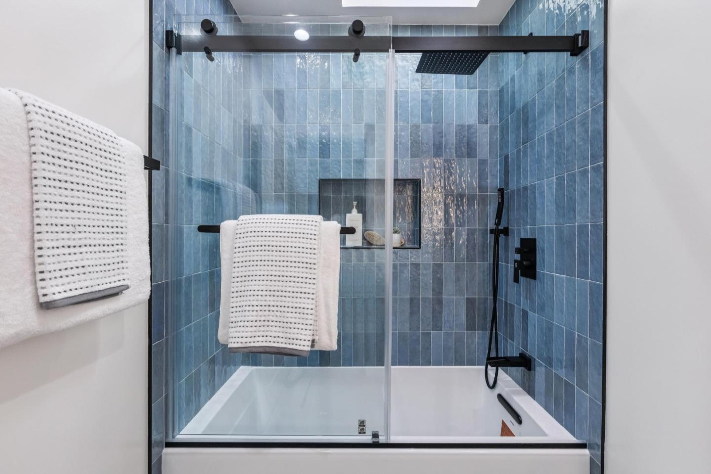 Detail Gallery Image 59 of 76 For 2009 Trinity St, San Mateo,  CA 94403 - 3 Beds | 2 Baths