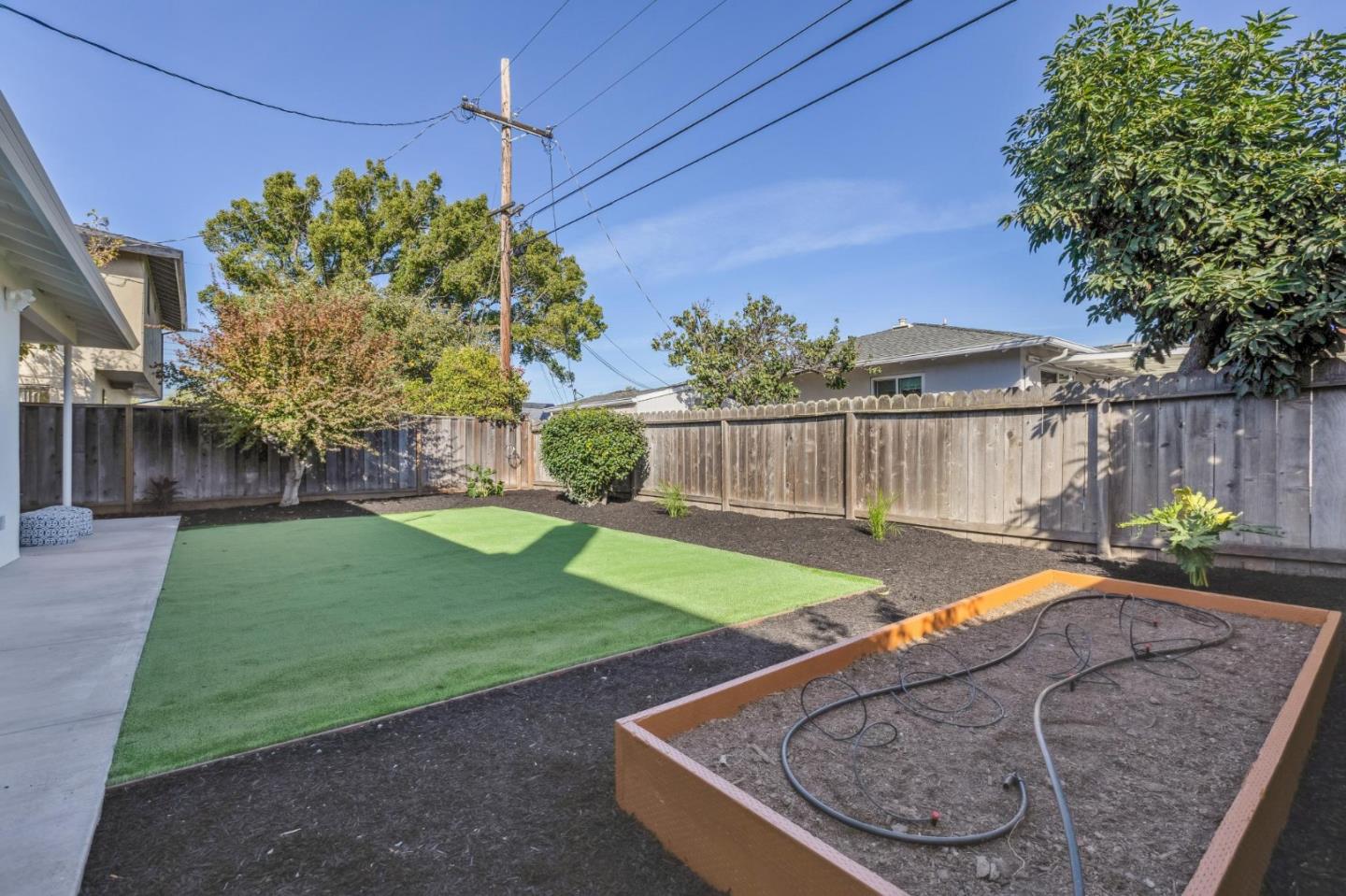 Detail Gallery Image 71 of 76 For 2009 Trinity St, San Mateo,  CA 94403 - 3 Beds | 2 Baths