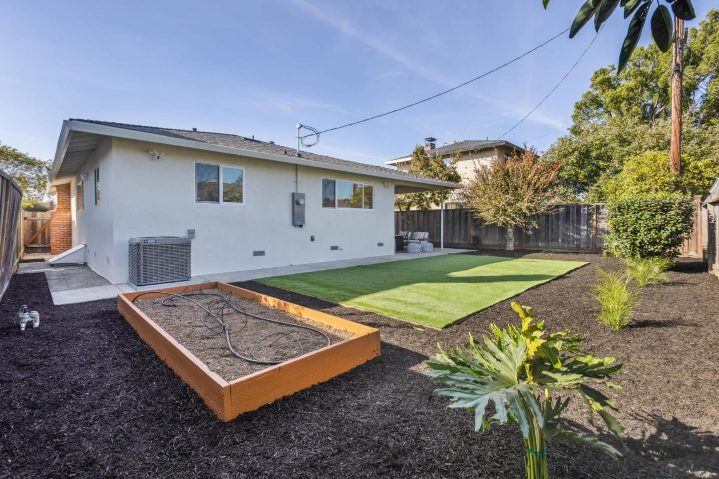 Detail Gallery Image 74 of 76 For 2009 Trinity St, San Mateo,  CA 94403 - 3 Beds | 2 Baths