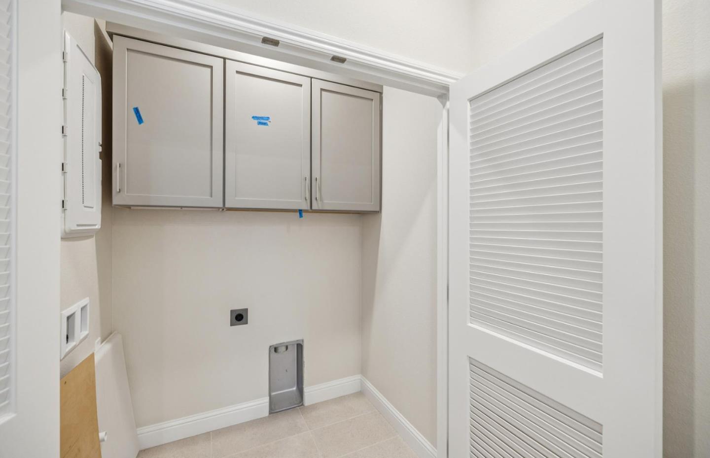 Detail Gallery Image 22 of 34 For 2417 Willow Way, San Mateo,  CA 94403 - 3 Beds | 3 Baths