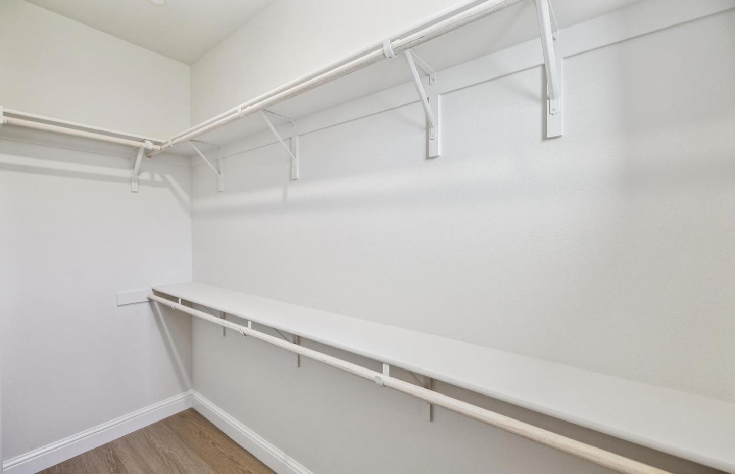 Detail Gallery Image 27 of 34 For 2417 Willow Way, San Mateo,  CA 94403 - 3 Beds | 3 Baths