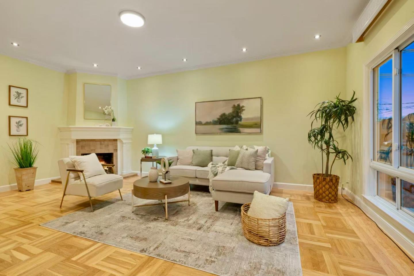 Detail Gallery Image 11 of 23 For 2275 35th Ave, San Francisco,  CA 94116 - 4 Beds | 4 Baths