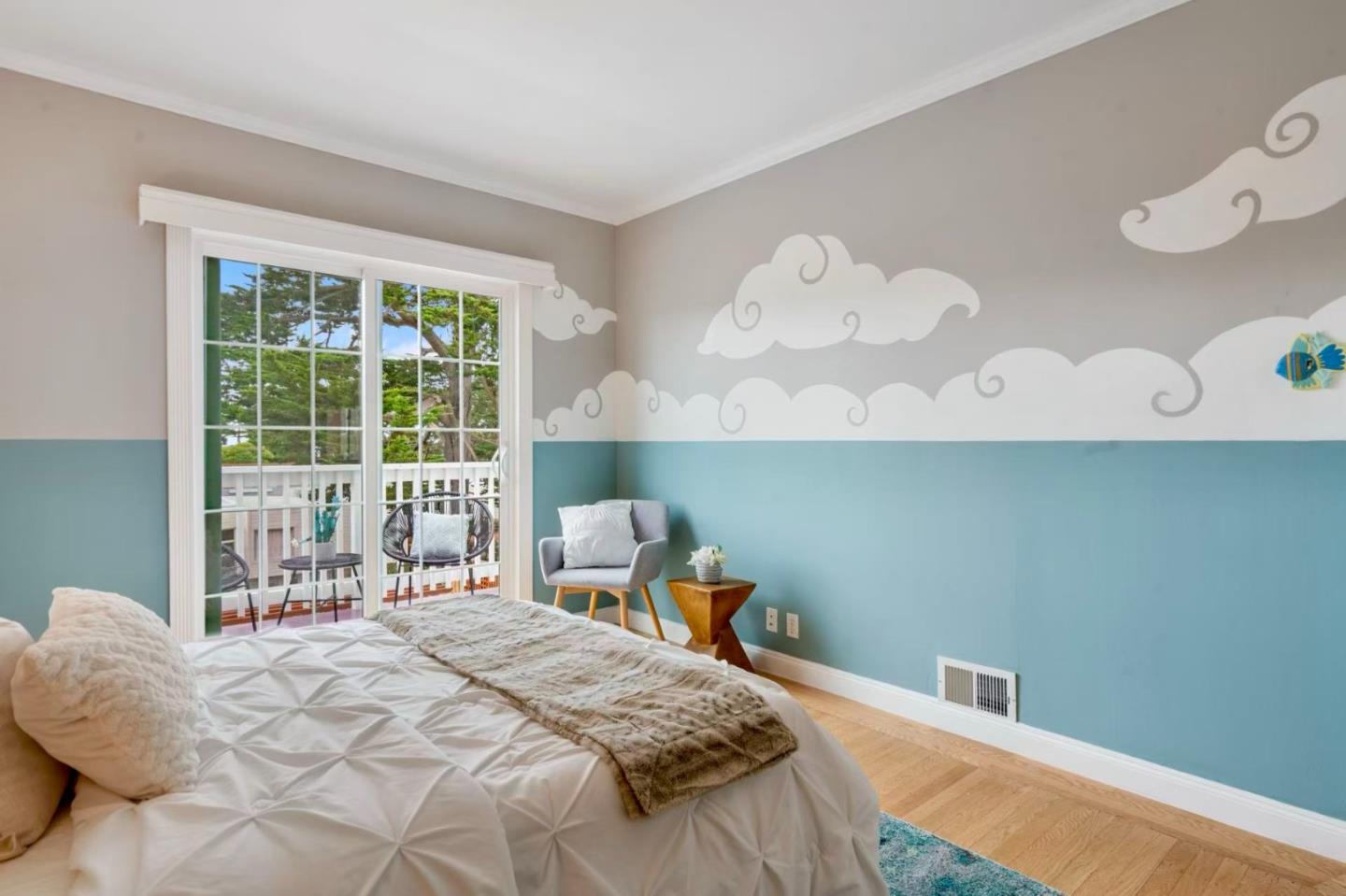 Detail Gallery Image 14 of 23 For 2275 35th Ave, San Francisco,  CA 94116 - 4 Beds | 4 Baths