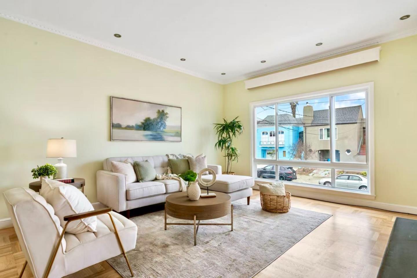 Detail Gallery Image 3 of 23 For 2275 35th Ave, San Francisco,  CA 94116 - 4 Beds | 4 Baths