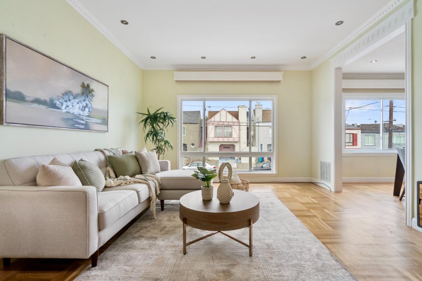 Detail Gallery Image 4 of 23 For 2275 35th Ave, San Francisco,  CA 94116 - 4 Beds | 4 Baths