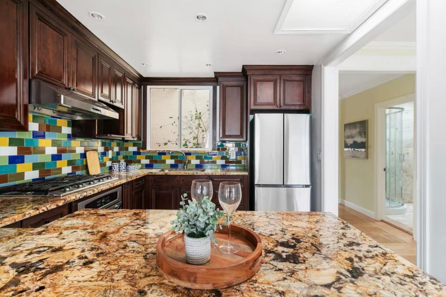 Detail Gallery Image 7 of 23 For 2275 35th Ave, San Francisco,  CA 94116 - 4 Beds | 4 Baths