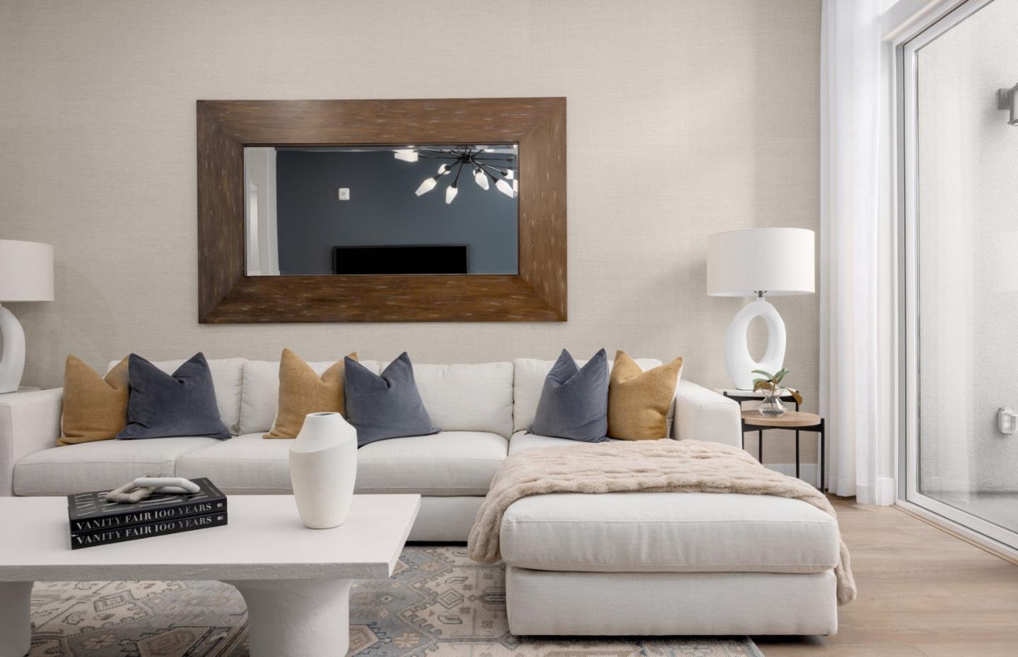 Detail Gallery Image 6 of 13 For 2457 Willow Way, San Mateo,  CA 94403 - 2 Beds | 2/1 Baths