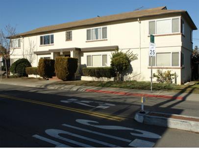 Detail Gallery Image 14 of 17 For 1732 Latham St #3,  Mountain View,  CA 94041 - 2 Beds | 1 Baths