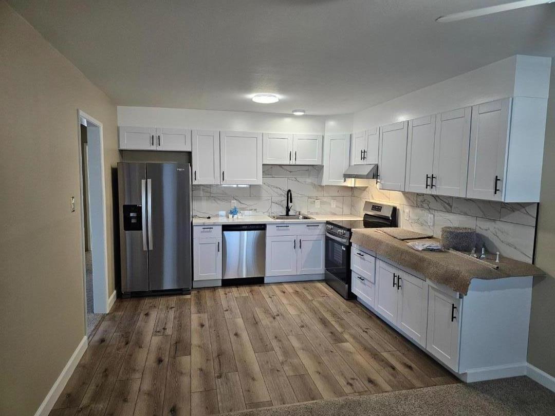 Detail Gallery Image 6 of 8 For 160 Clarendon Rd a,  Pacifica,  CA 94044 - 2 Beds | 1 Baths