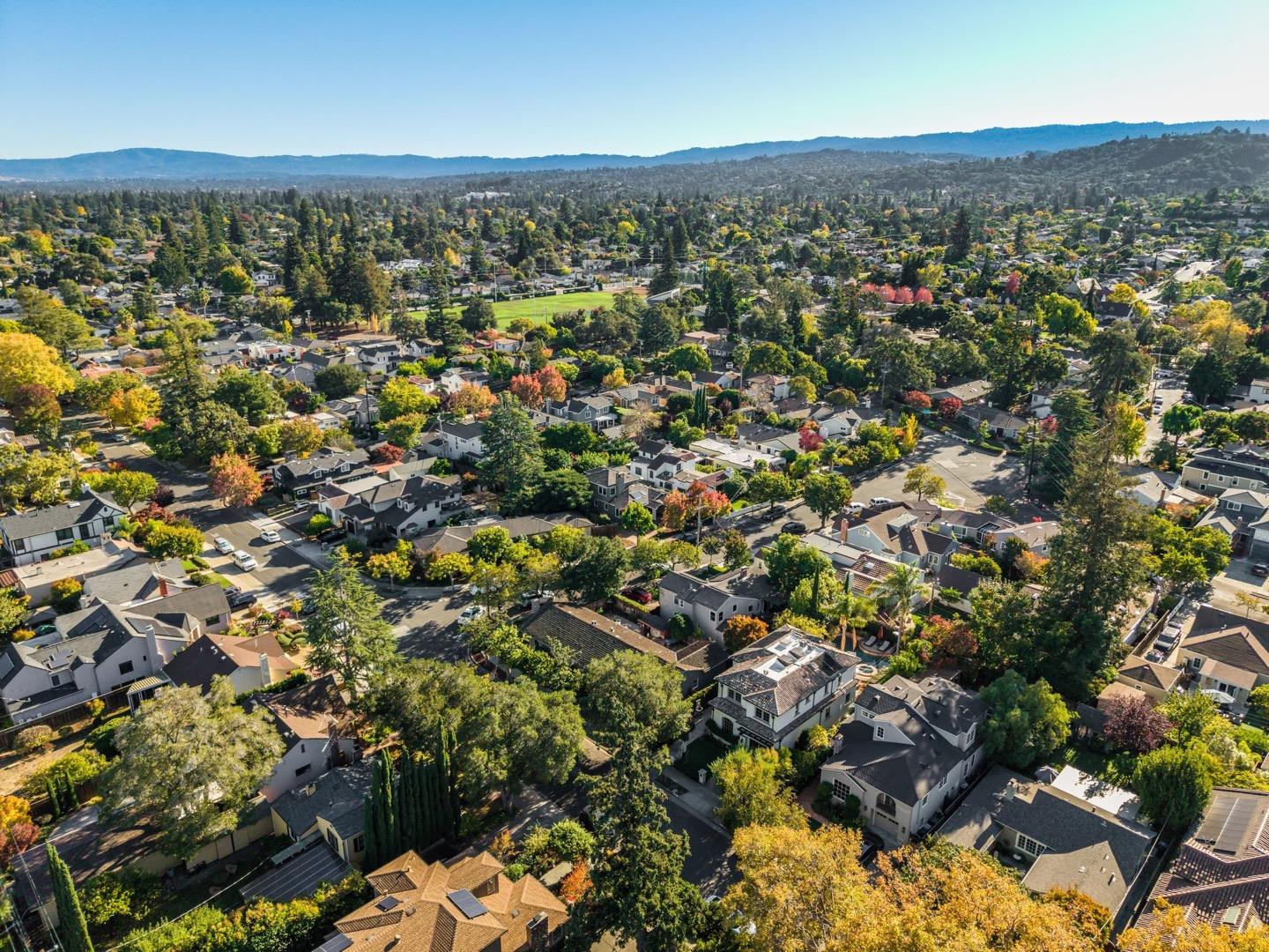Detail Gallery Image 52 of 56 For 926 Rosewood Ave, San Carlos,  CA 94070 - 4 Beds | 2/1 Baths