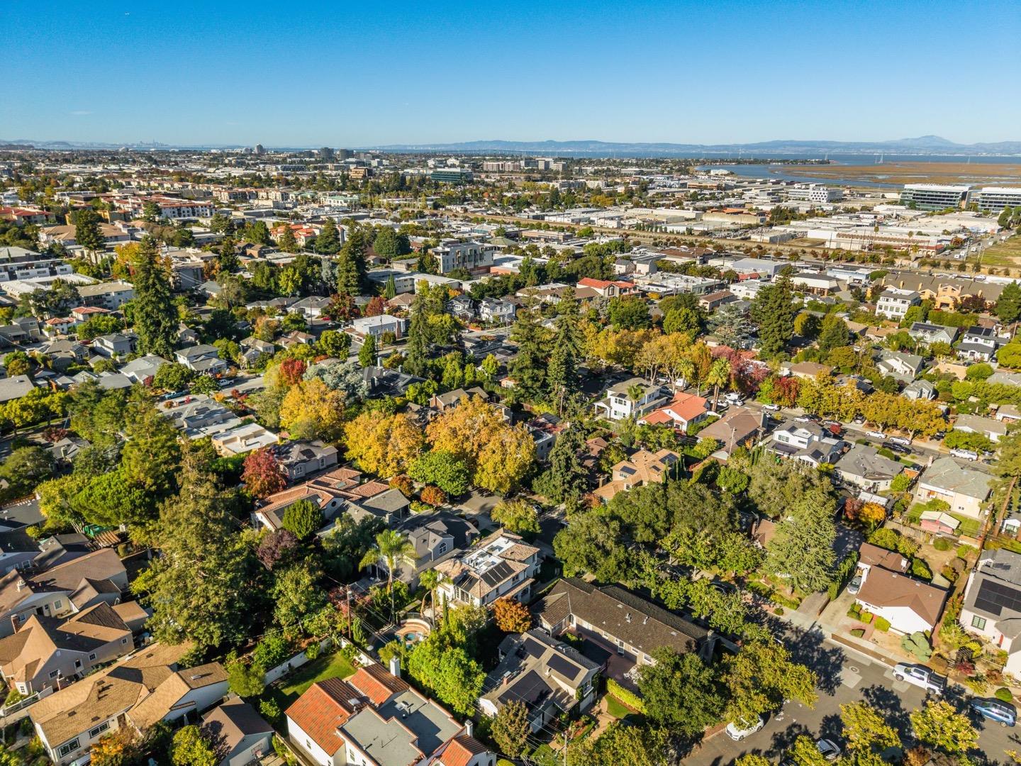 Detail Gallery Image 53 of 56 For 926 Rosewood Ave, San Carlos,  CA 94070 - 4 Beds | 2/1 Baths