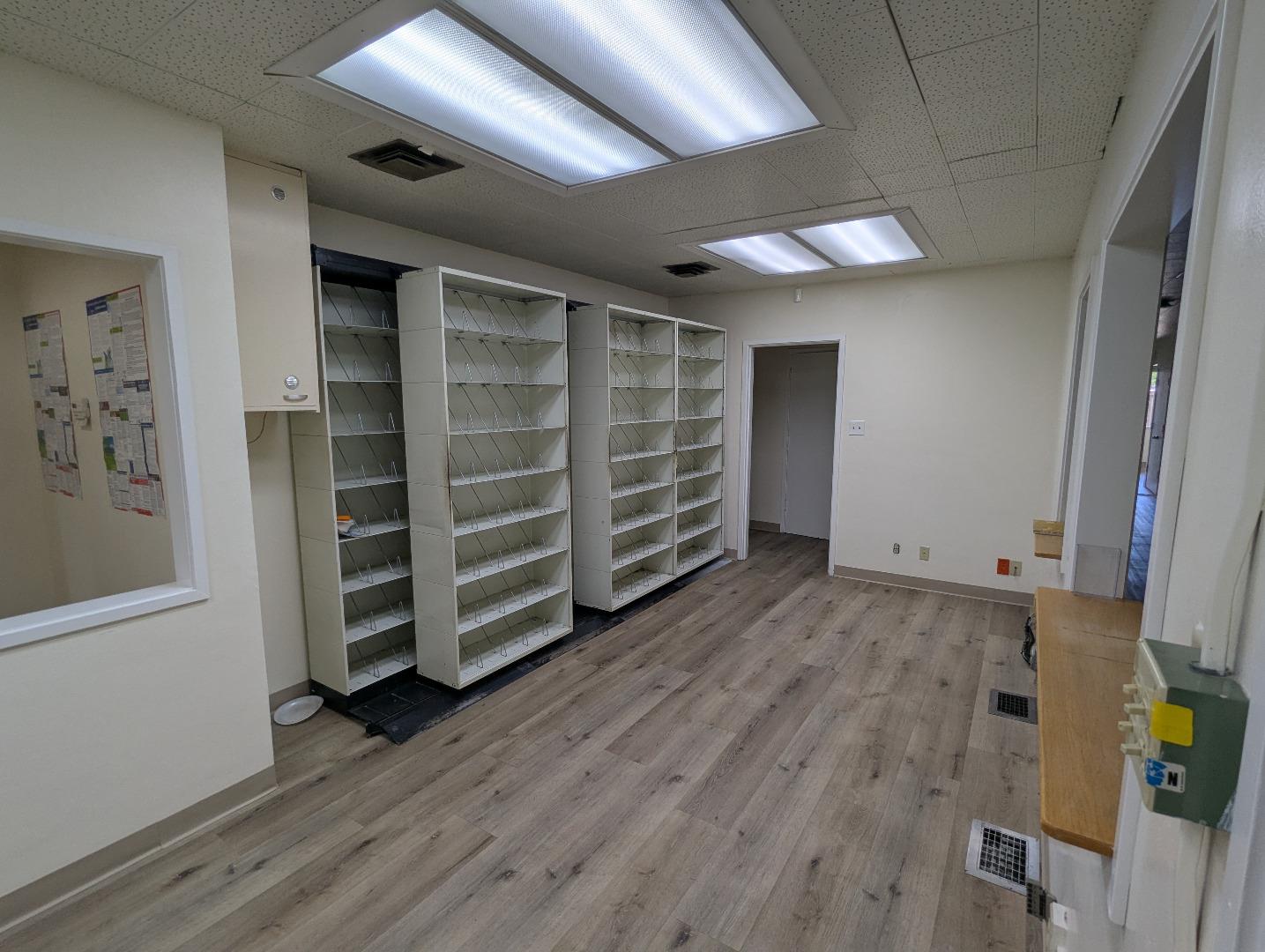 Detail Gallery Image 5 of 7 For 65 N 14th St, San Jose,  CA 95112 - – Beds | – Baths