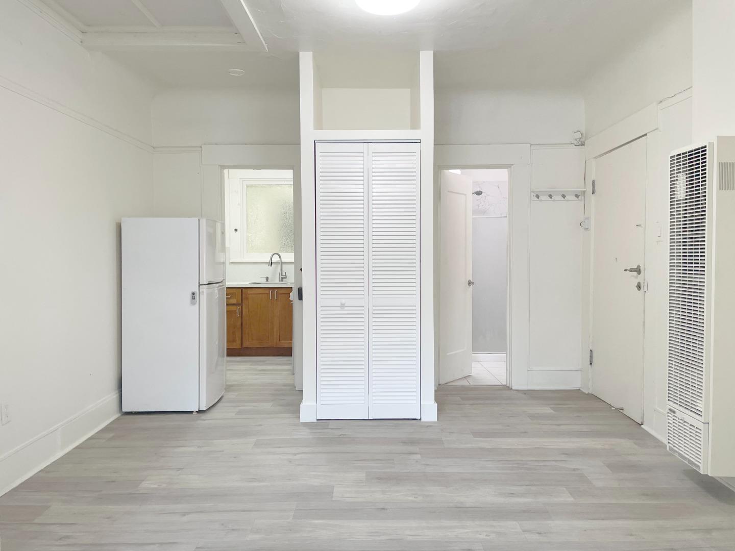 411 East Santa Clara Street UNIT b, San Jose, CA, 95113