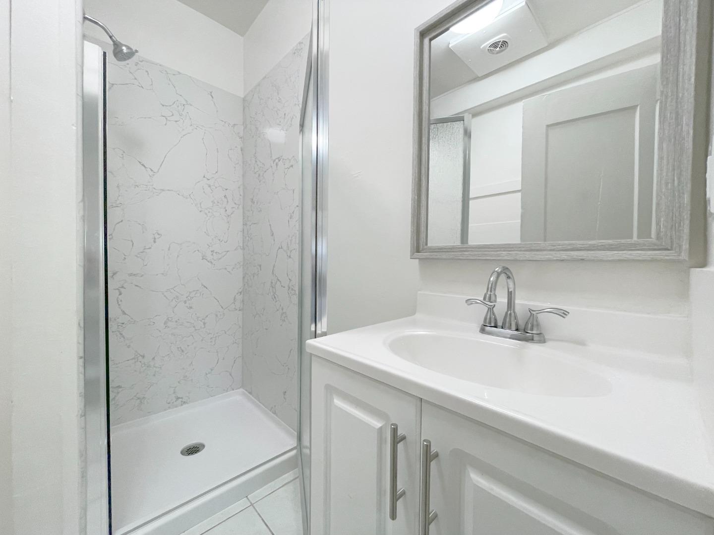 411 East Santa Clara Street UNIT b, San Jose, CA, 95113