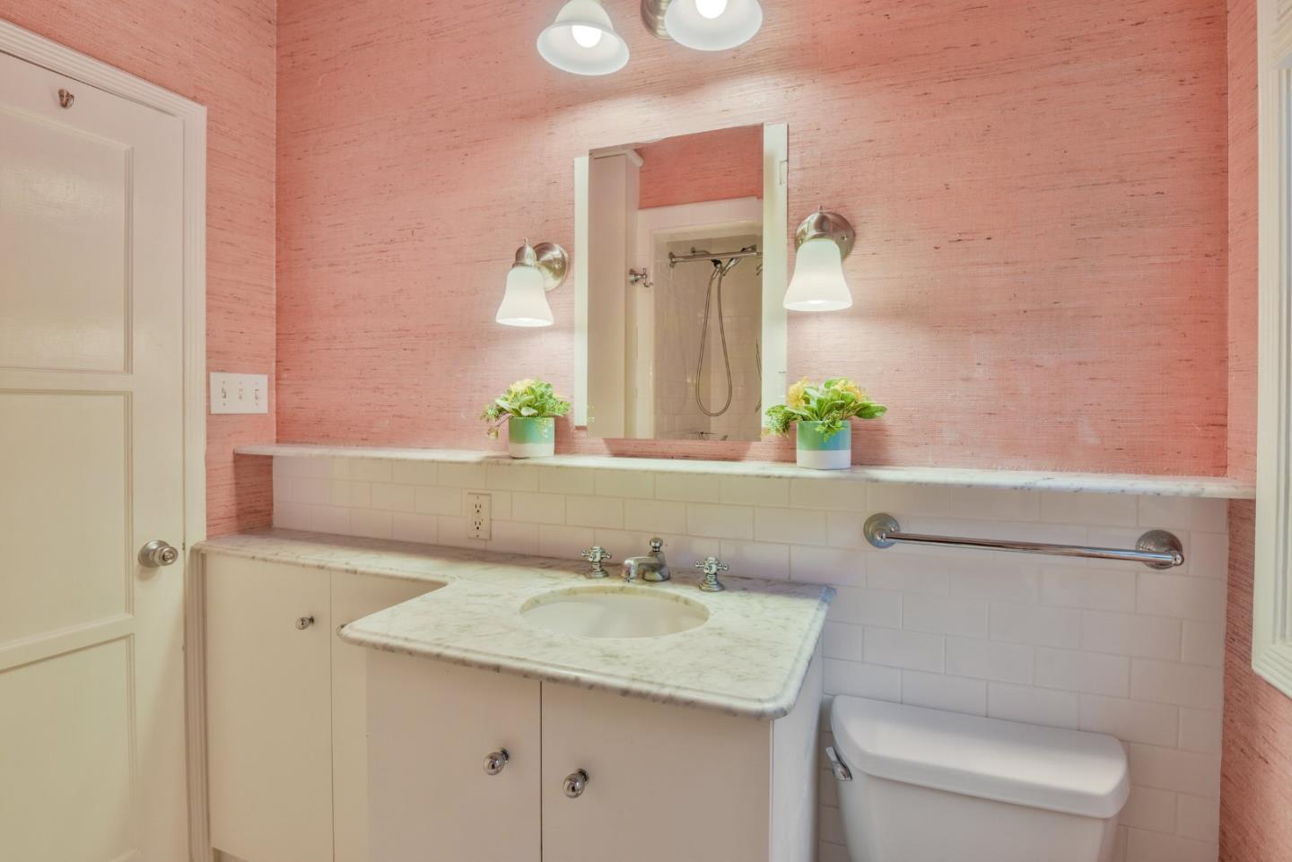 Detail Gallery Image 18 of 40 For 14 Belle Ave, San Rafael,  CA 94901 - 4 Beds | 3 Baths