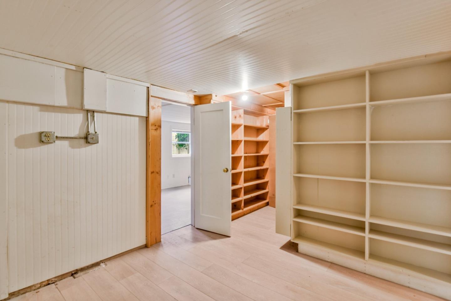 Detail Gallery Image 19 of 40 For 14 Belle Ave, San Rafael,  CA 94901 - 4 Beds | 3 Baths