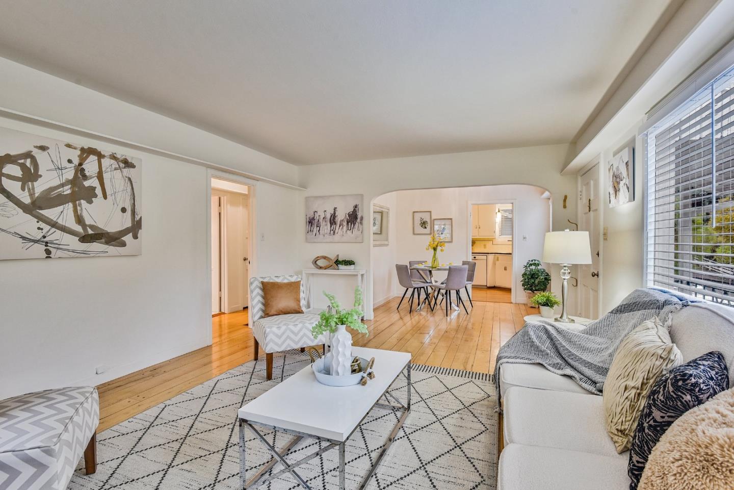 Detail Gallery Image 3 of 40 For 14 Belle Ave, San Rafael,  CA 94901 - 4 Beds | 3 Baths