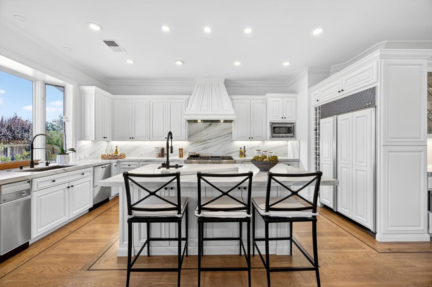 Detail Gallery Image 14 of 35 For 20063 Spaich Ct, Saratoga,  CA 95070 - 5 Beds | 5/1 Baths