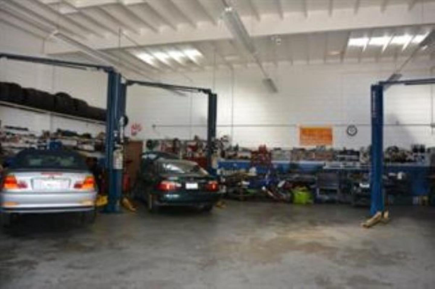 Detail Gallery Image 2 of 11 For 1041 San Mateo Ave, San Bruno,  CA 94066 - – Beds | – Baths