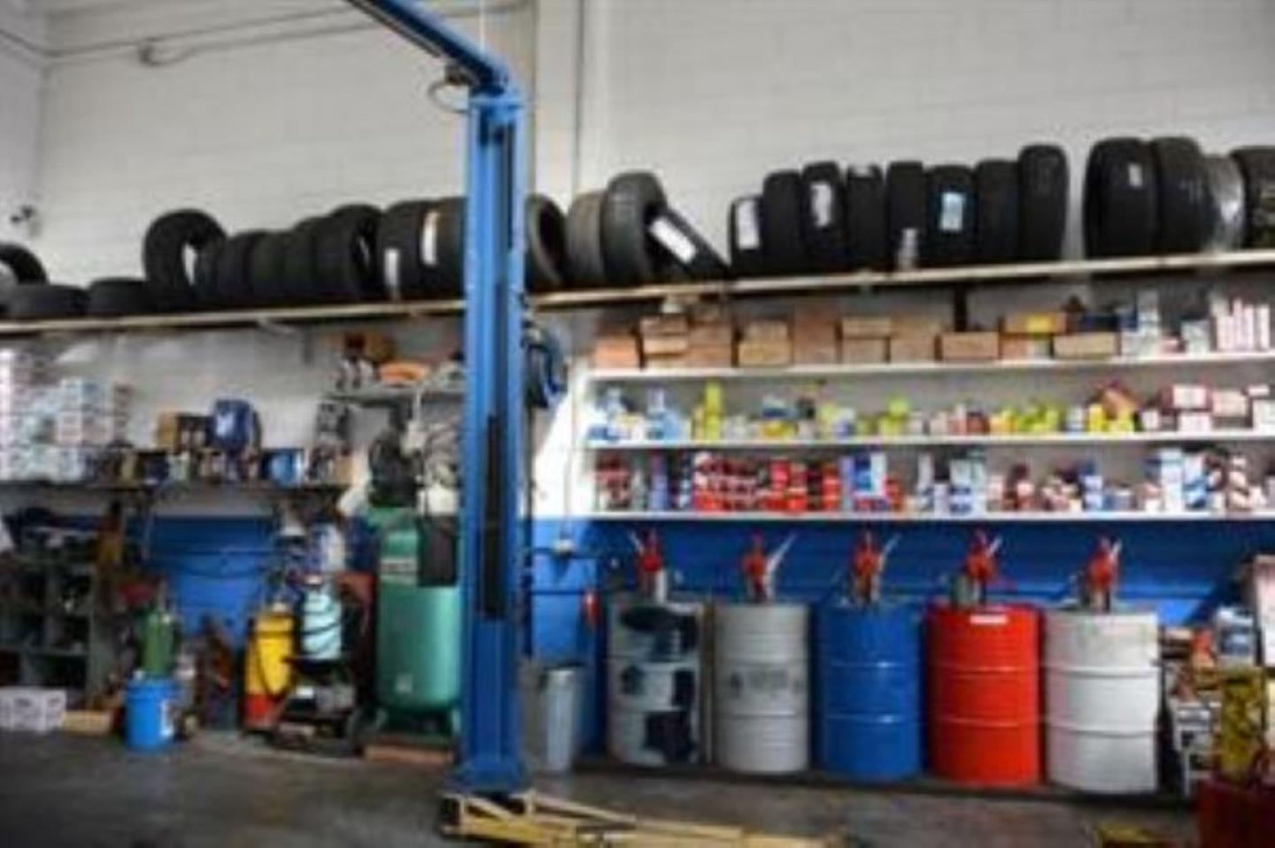 Detail Gallery Image 4 of 11 For 1041 San Mateo Ave, San Bruno,  CA 94066 - – Beds | – Baths