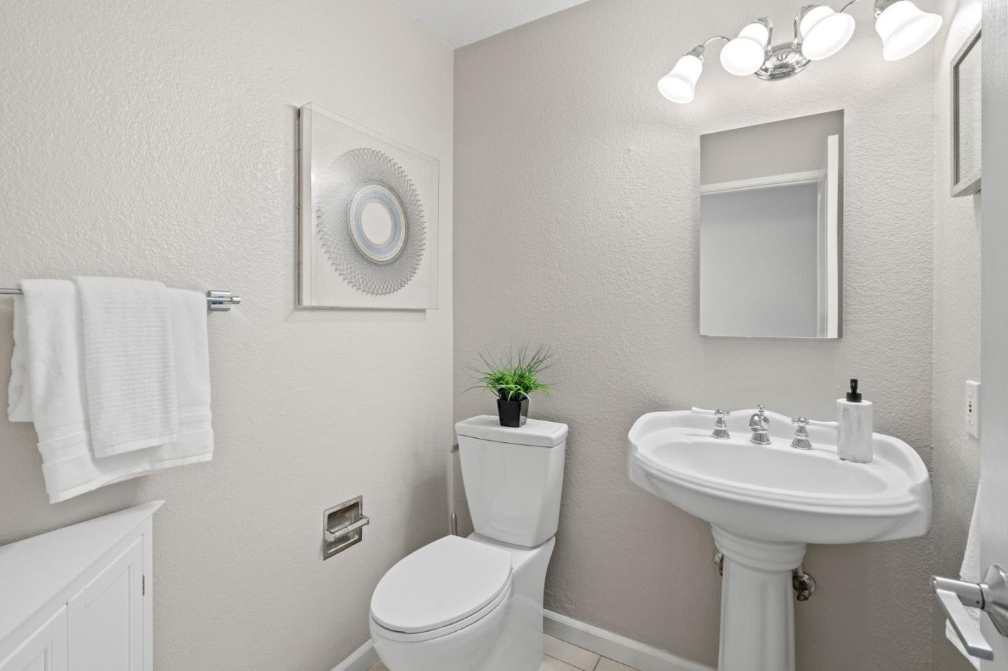 Detail Gallery Image 12 of 27 For 766 Pollard Rd, Los Gatos,  CA 95032 - 3 Beds | 2/1 Baths