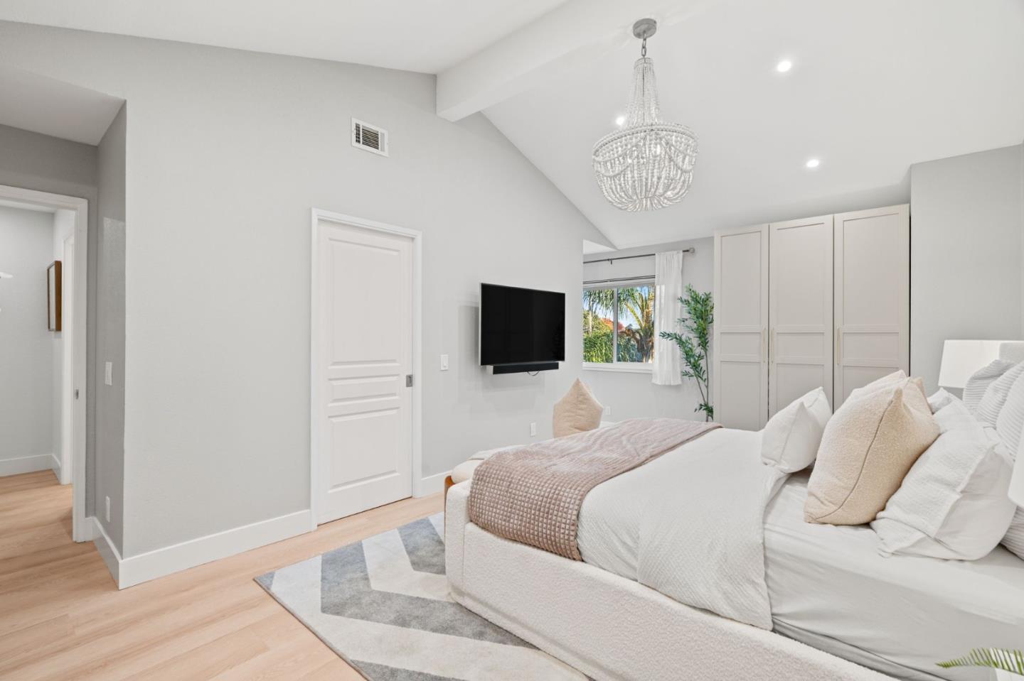 Detail Gallery Image 15 of 27 For 766 Pollard Rd, Los Gatos,  CA 95032 - 3 Beds | 2/1 Baths