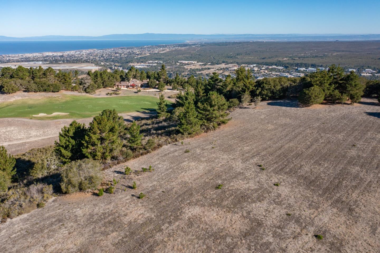 Detail Gallery Image 6 of 21 For 8005 Quatro, Carmel,  CA 93923 - – Beds | – Baths