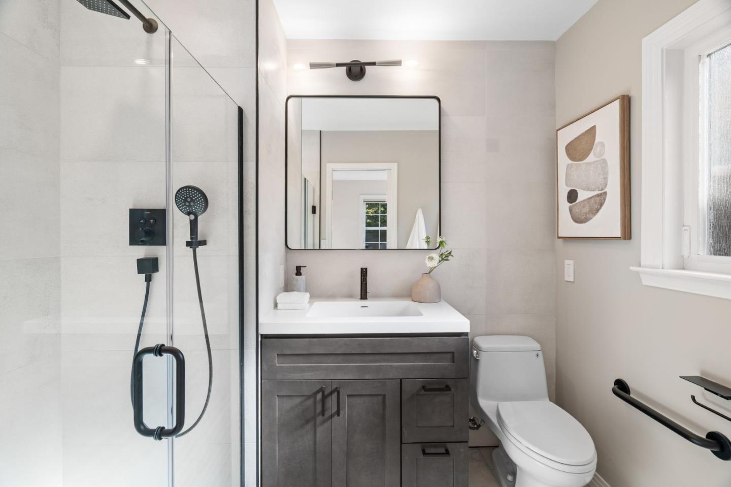 Detail Gallery Image 21 of 29 For 1041 Menlo Oaks Dr, Menlo Park,  CA 94025 - 3 Beds | 2 Baths