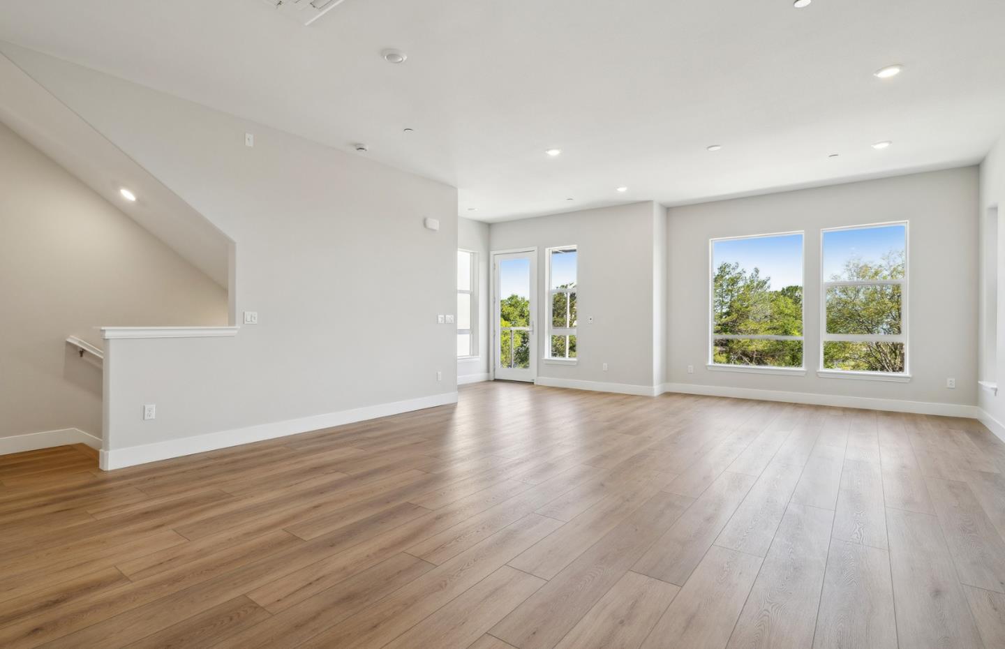 Detail Gallery Image 14 of 66 For 2512 Sage St, San Mateo,  CA 94403 - 4 Beds | 3/1 Baths