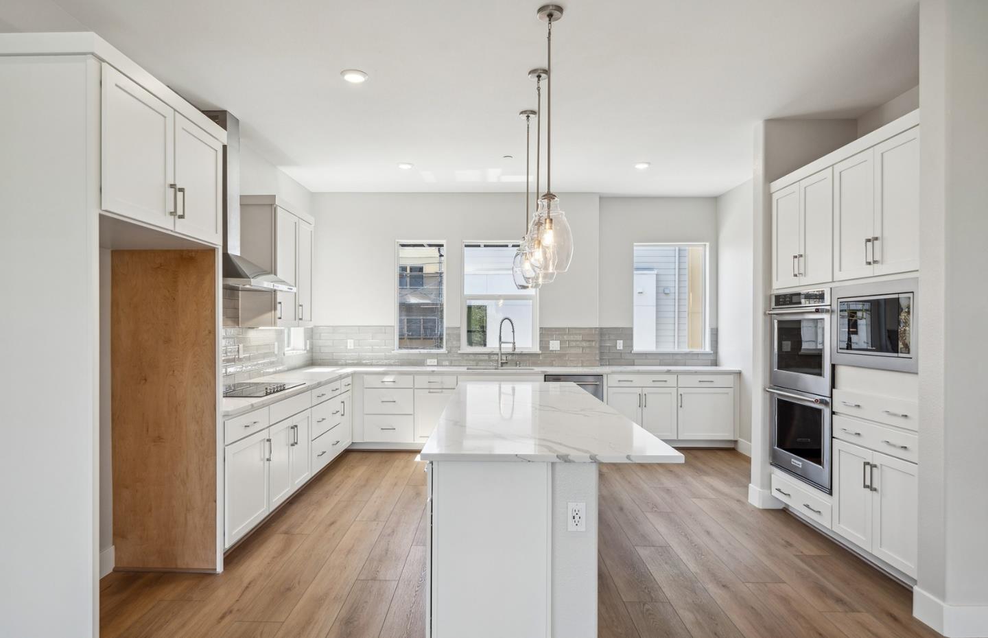 Detail Gallery Image 25 of 66 For 2512 Sage St, San Mateo,  CA 94403 - 4 Beds | 3/1 Baths