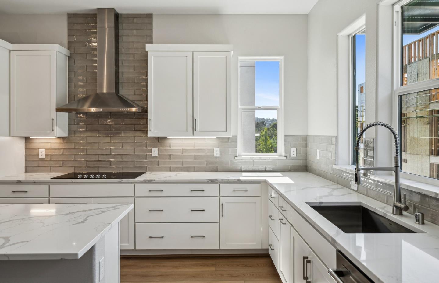 Detail Gallery Image 27 of 66 For 2512 Sage St, San Mateo,  CA 94403 - 4 Beds | 3/1 Baths