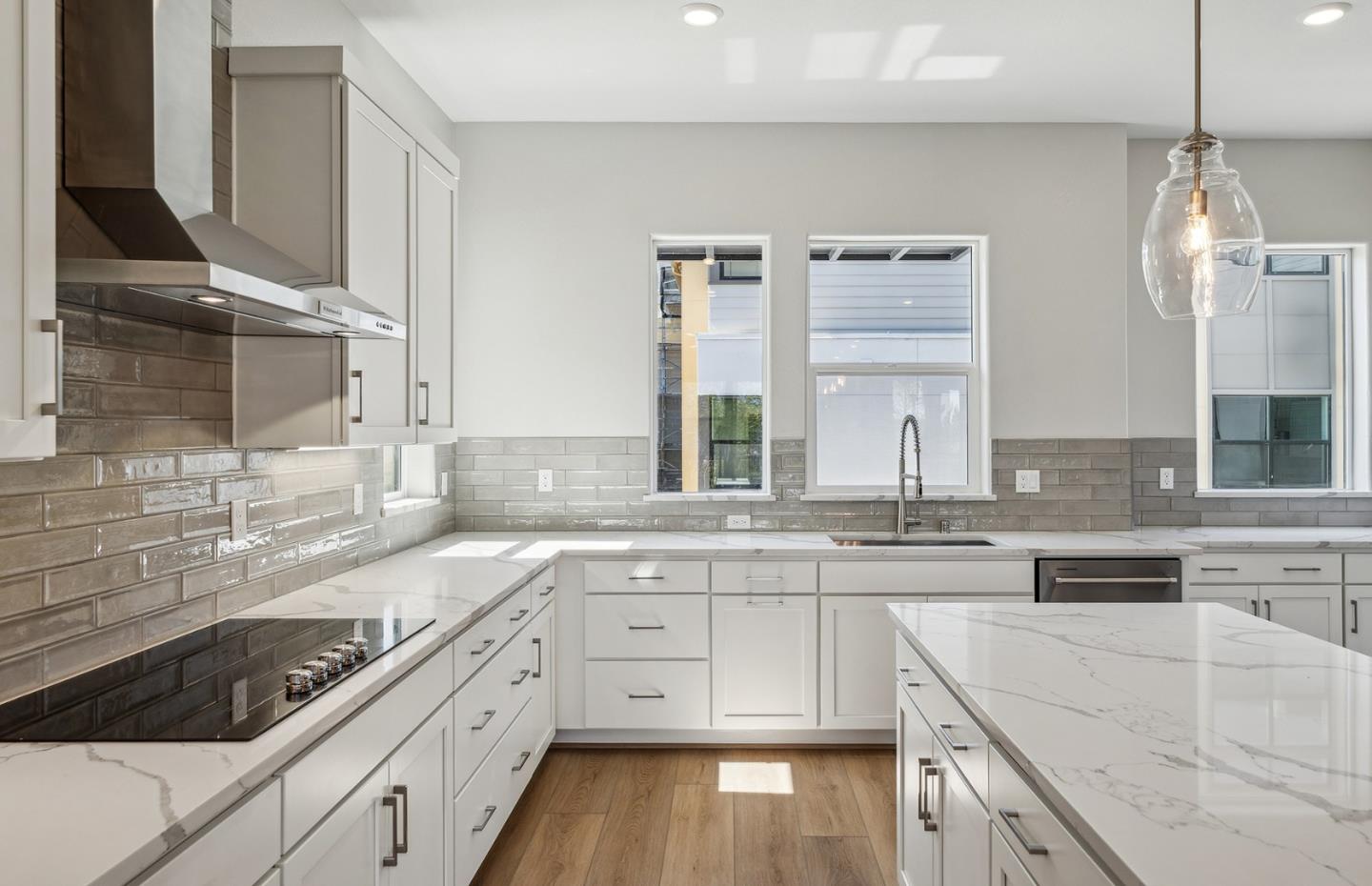 Detail Gallery Image 30 of 66 For 2512 Sage St, San Mateo,  CA 94403 - 4 Beds | 3/1 Baths