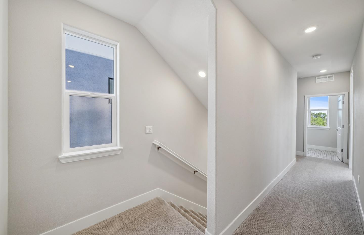 Detail Gallery Image 38 of 66 For 2512 Sage St, San Mateo,  CA 94403 - 4 Beds | 3/1 Baths