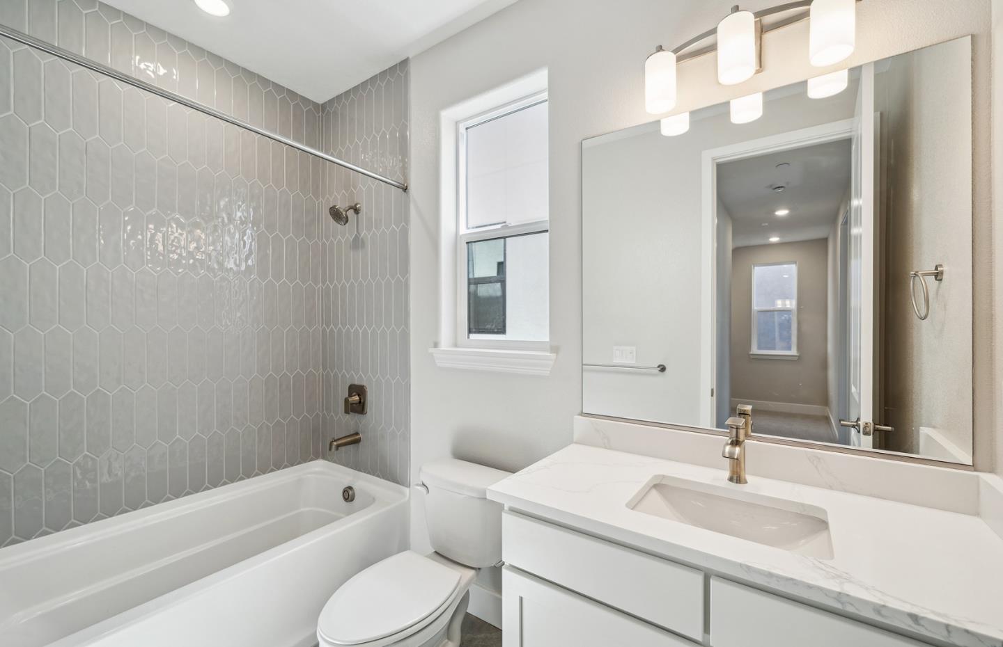 Detail Gallery Image 44 of 66 For 2512 Sage St, San Mateo,  CA 94403 - 4 Beds | 3/1 Baths