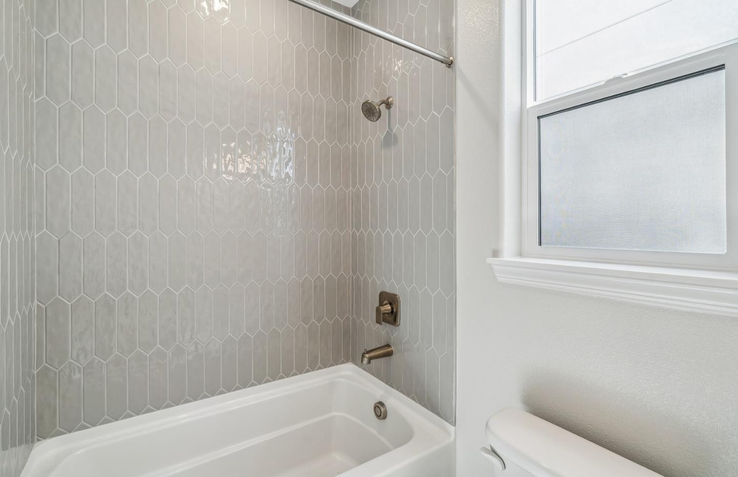 Detail Gallery Image 45 of 66 For 2512 Sage St, San Mateo,  CA 94403 - 4 Beds | 3/1 Baths