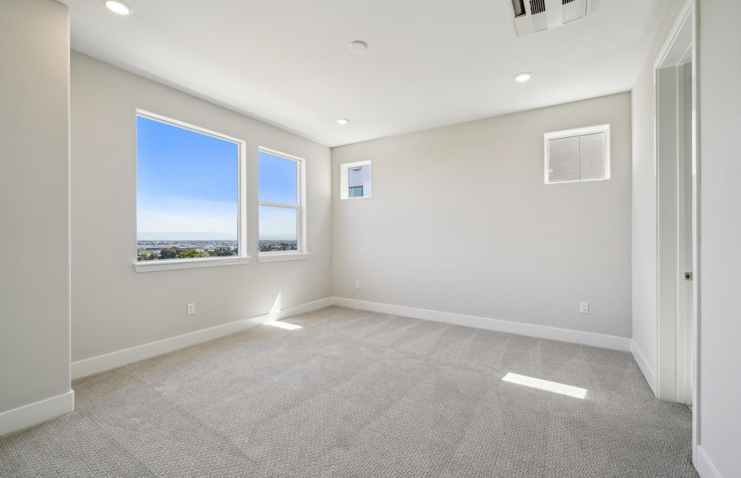 Detail Gallery Image 51 of 66 For 2512 Sage St, San Mateo,  CA 94403 - 4 Beds | 3/1 Baths