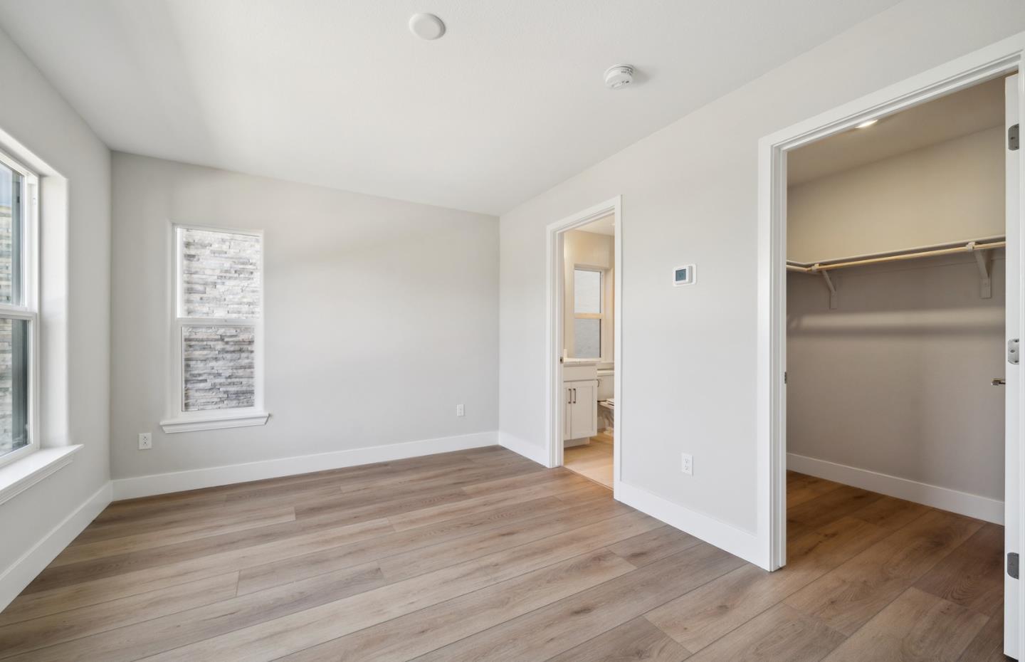 Detail Gallery Image 8 of 66 For 2512 Sage St, San Mateo,  CA 94403 - 4 Beds | 3/1 Baths