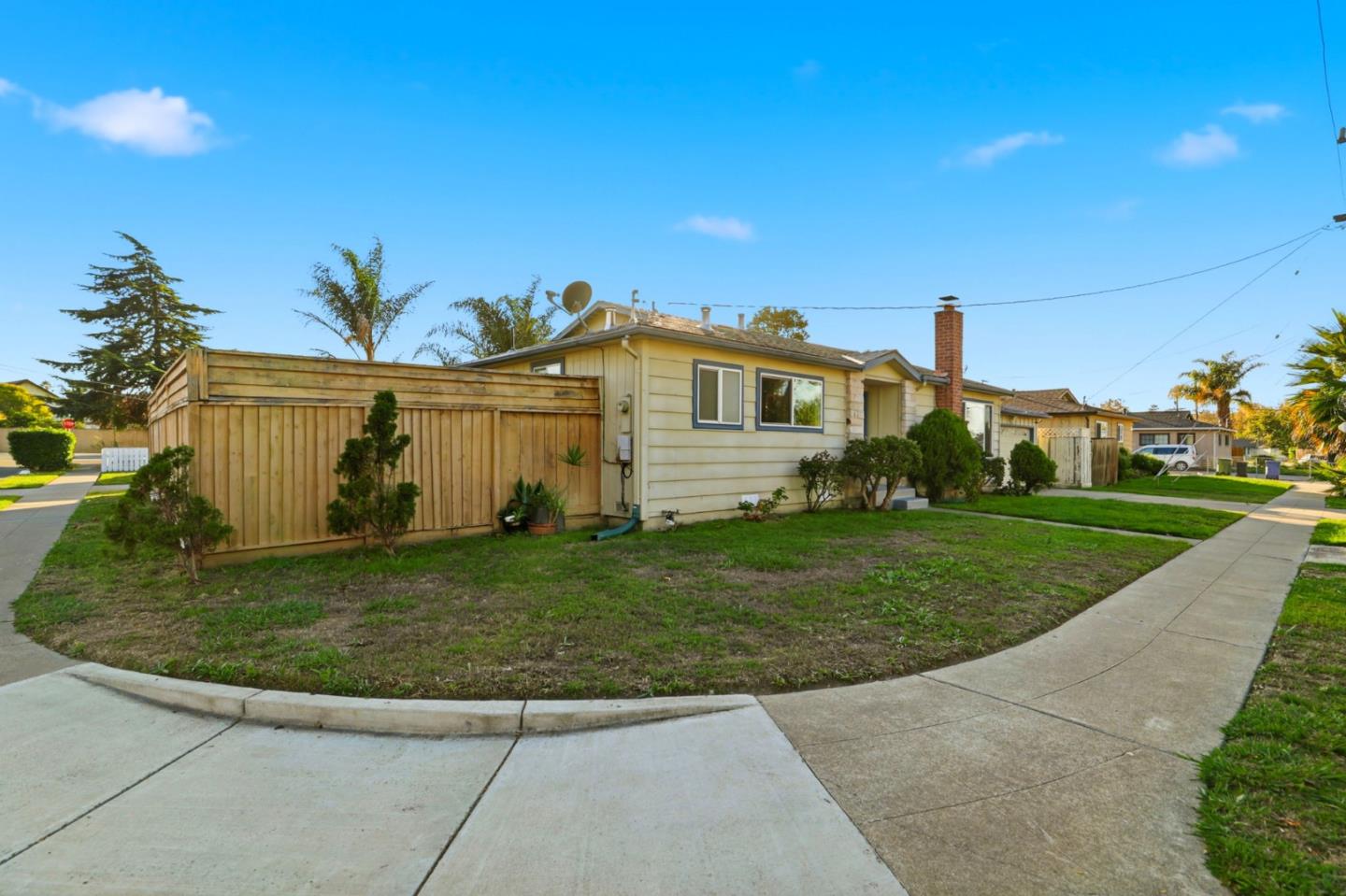 Detail Gallery Image 5 of 40 For 6875 Normandy Dr, Newark,  CA 94560 - 3 Beds | 2 Baths