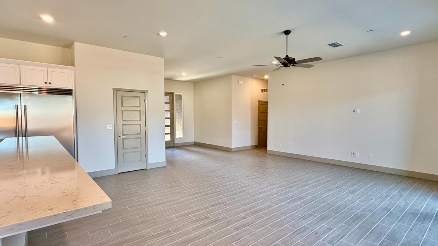 Detail Gallery Image 11 of 60 For 2475 Bastidas Dr, Merced,  CA 95340 - 4 Beds | 2 Baths
