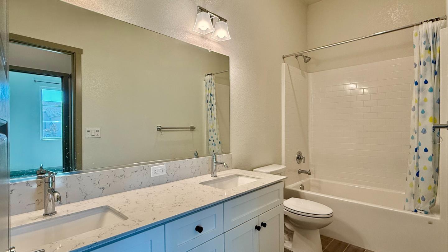 Detail Gallery Image 40 of 60 For 2475 Bastidas Dr, Merced,  CA 95340 - 4 Beds | 2 Baths