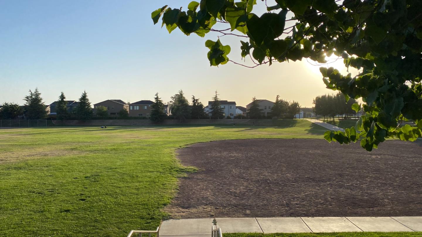 Detail Gallery Image 58 of 60 For 2475 Bastidas Dr, Merced,  CA 95340 - 4 Beds | 2 Baths