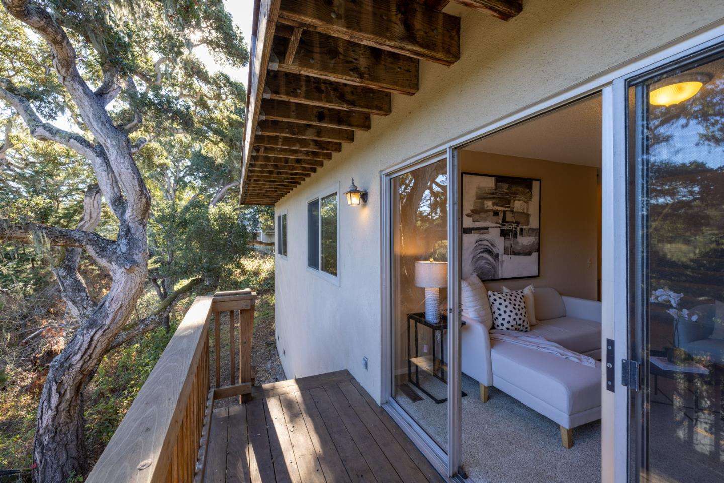 Detail Gallery Image 21 of 24 For 25 Los Encinos Dr, Del Rey Oaks,  CA 93940 - 4 Beds | 2/1 Baths