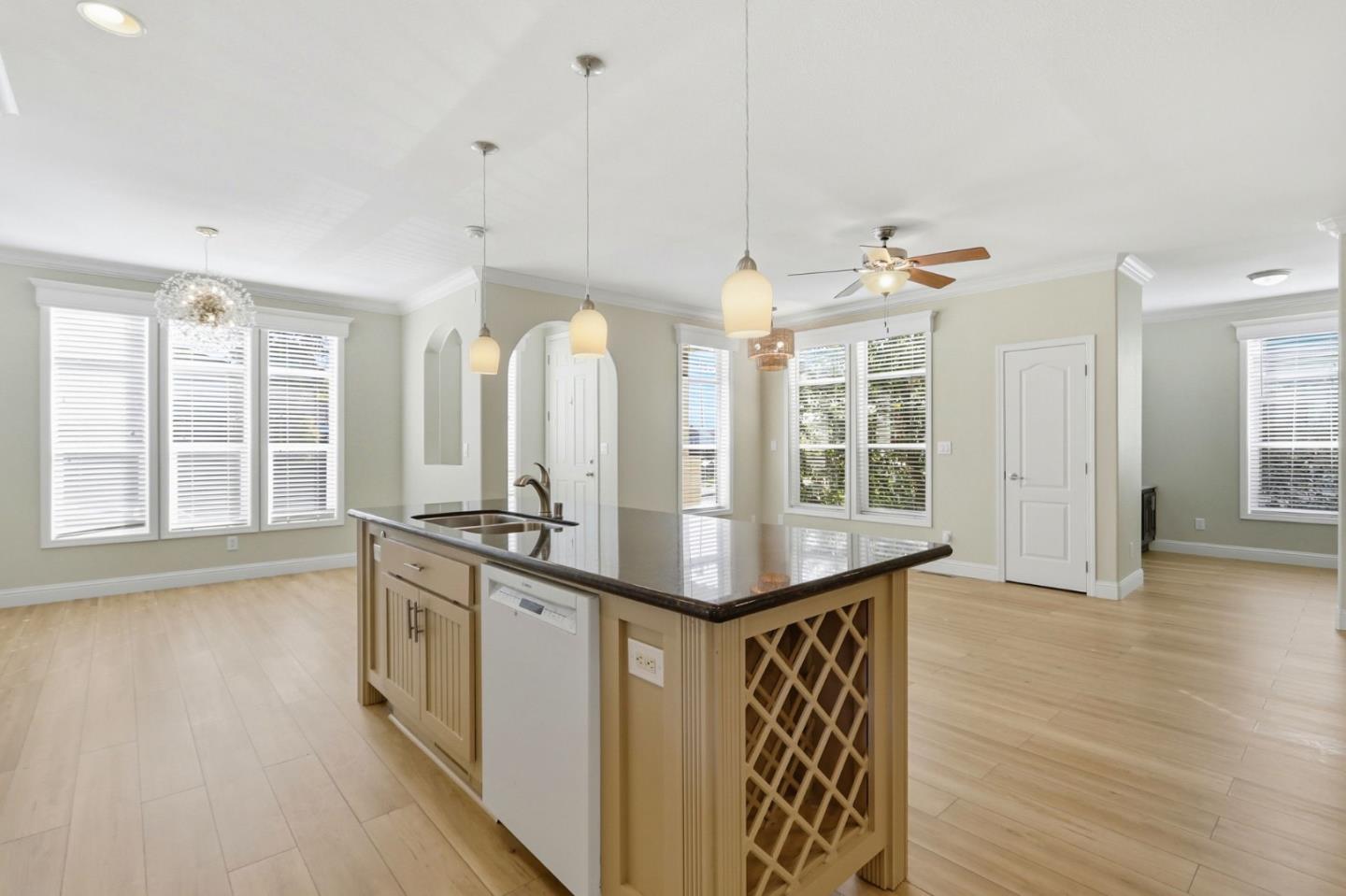 Detail Gallery Image 14 of 38 For 1085 Tasma Dr #74,  Sunnyvale,  CA 94089 - 3 Beds | 3 Baths