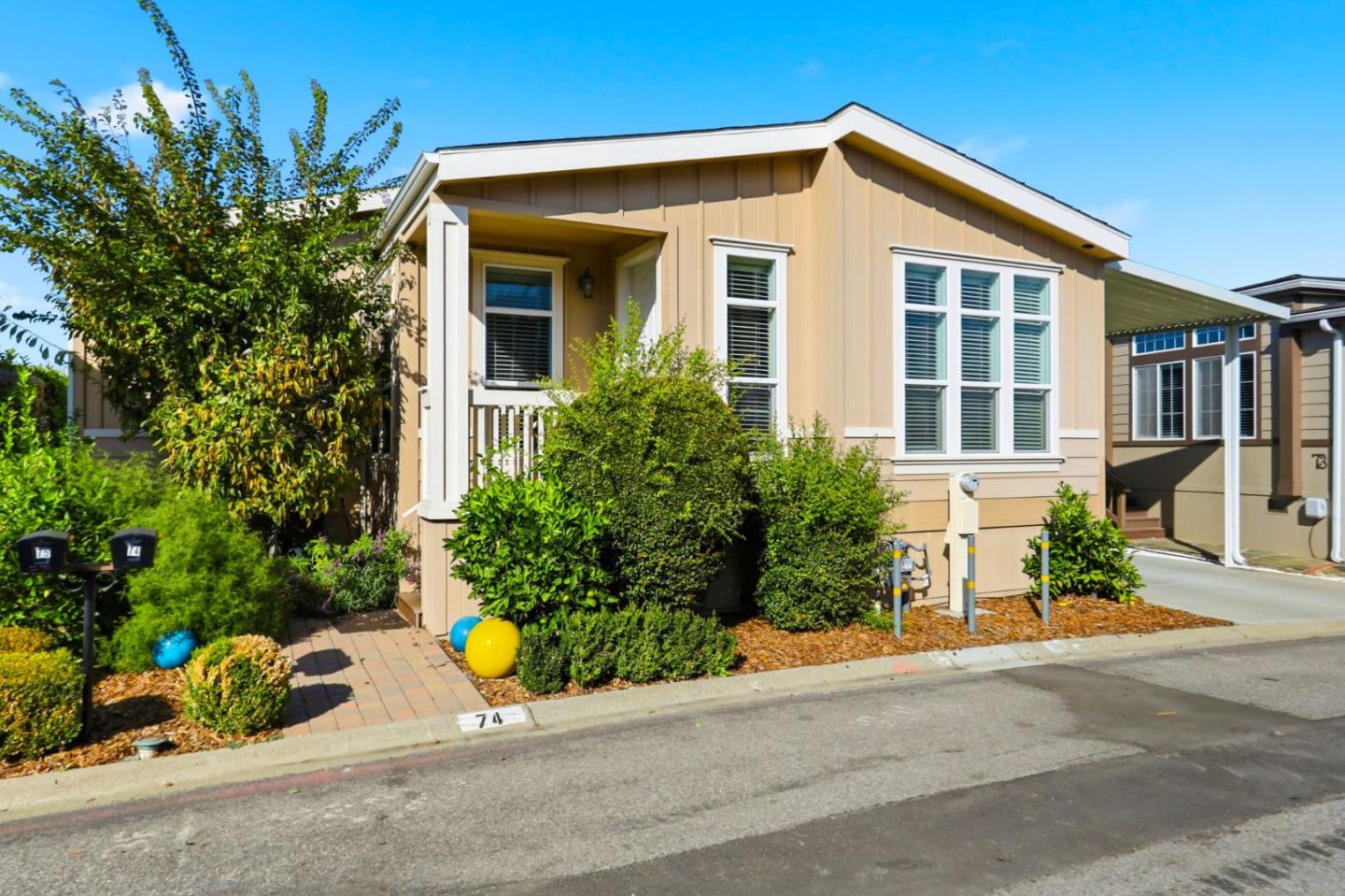 Detail Gallery Image 3 of 38 For 1085 Tasma Dr #74,  Sunnyvale,  CA 94089 - 3 Beds | 3 Baths