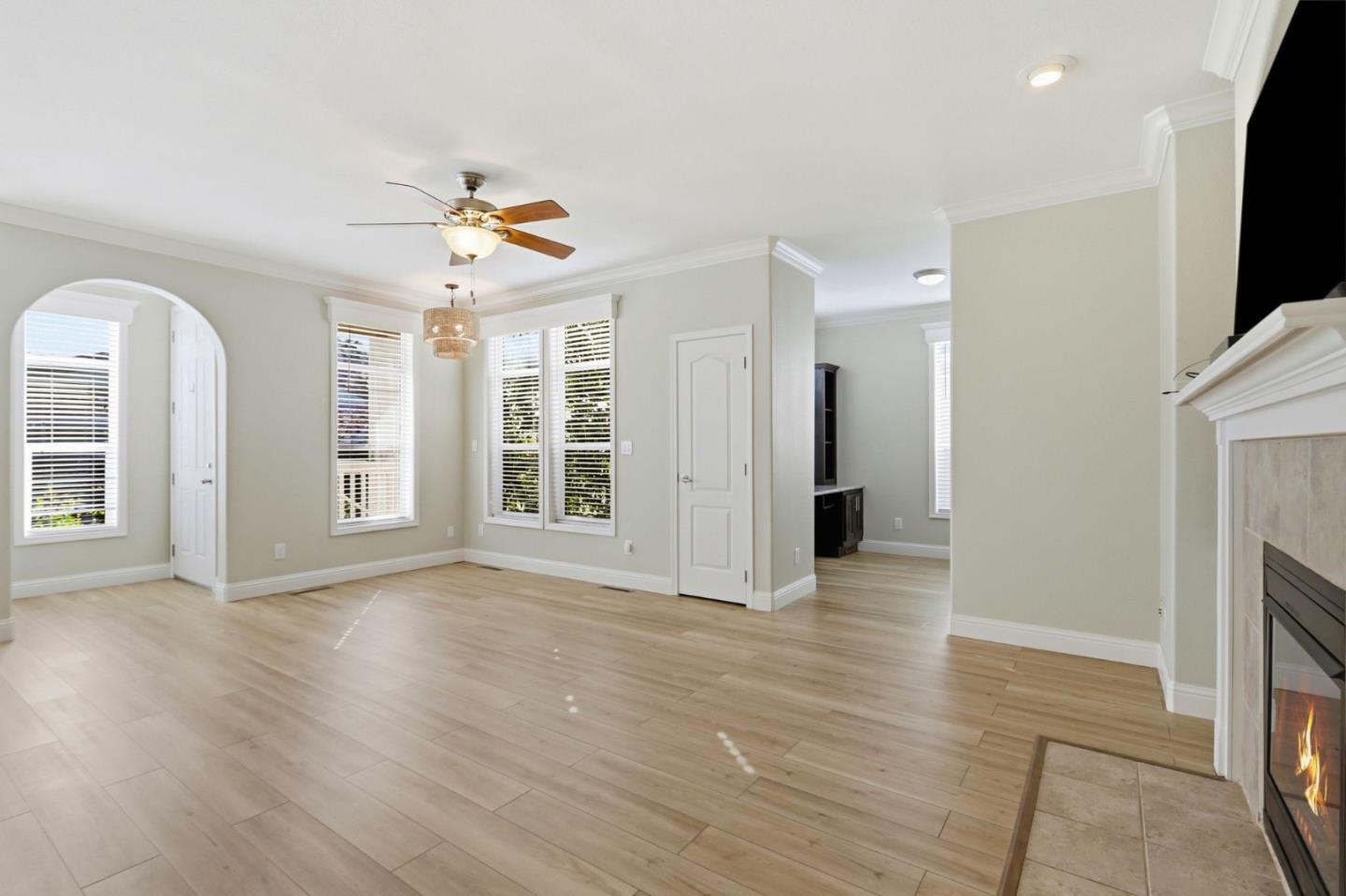 Detail Gallery Image 5 of 38 For 1085 Tasma Dr #74,  Sunnyvale,  CA 94089 - 3 Beds | 3 Baths