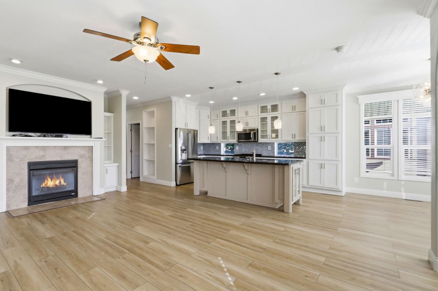 Detail Gallery Image 9 of 38 For 1085 Tasma Dr #74,  Sunnyvale,  CA 94089 - 3 Beds | 3 Baths