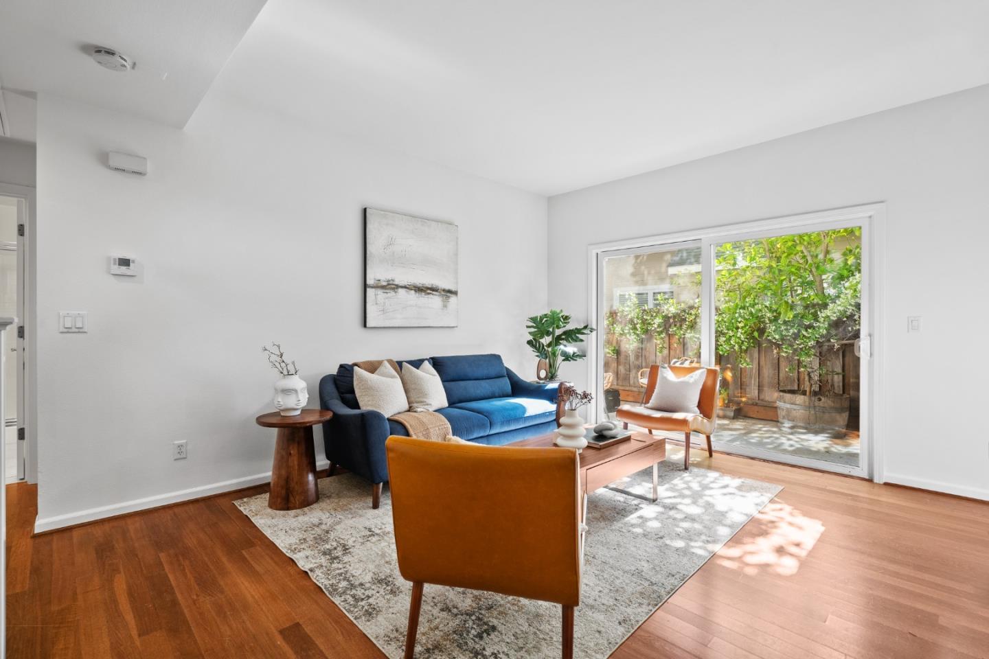 Detail Gallery Image 11 of 40 For 748 Cottage Ct, Mountain View,  CA 94043 - 2 Beds | 2 Baths