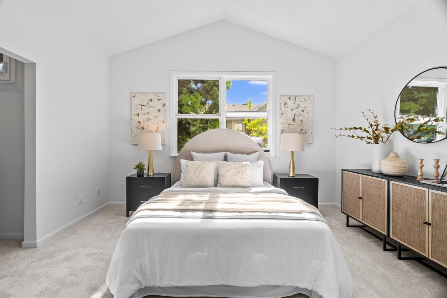 Detail Gallery Image 15 of 40 For 748 Cottage Ct, Mountain View,  CA 94043 - 2 Beds | 2 Baths